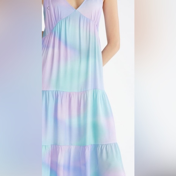 JustFab tiered maxi dress. - Picture 2 of 5